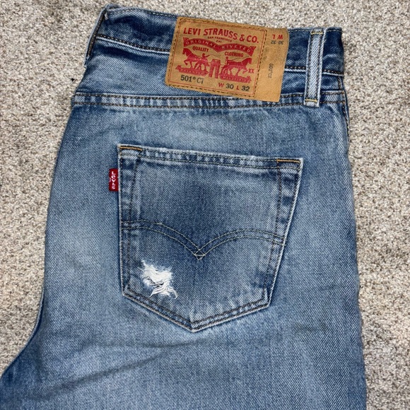 Levi High Rise jeans!! - Picture 1 of 2